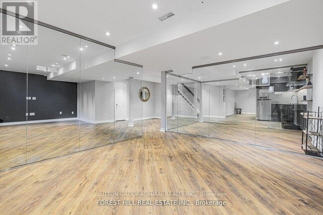 Building Photo - 18 William Bowes Blvd