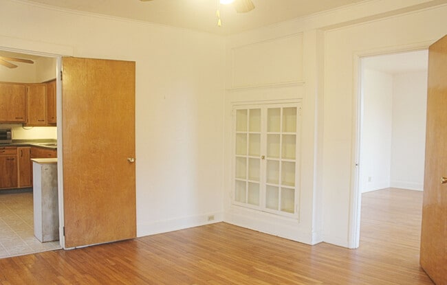 2BR Soouthwest - 5840 Alderson St