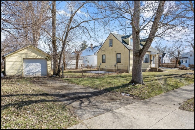 Building Photo - 2030 Arlene Ave