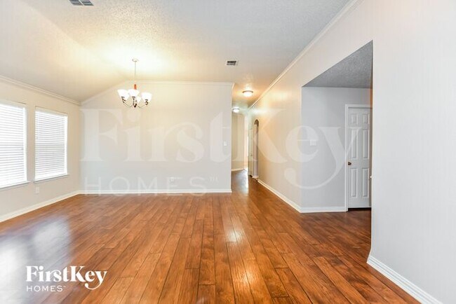 Foto del edificio - 1008 Hanover Dr