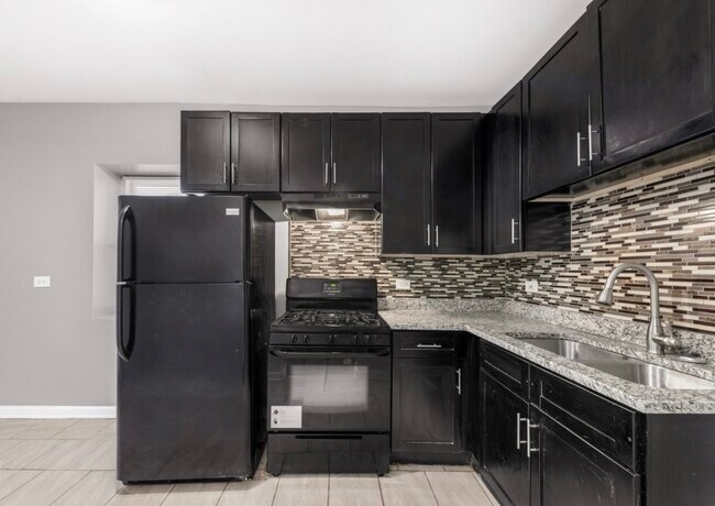 Building Photo - 8054 S Drexel Ave