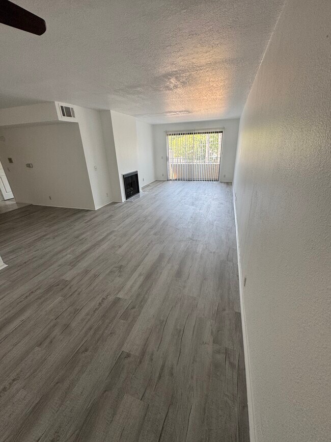 Foto del edificio - 4434 Fulton Ave