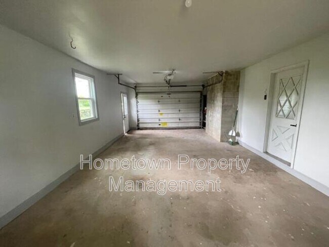 Foto del edificio - 1382 Armstrong Valley Rd