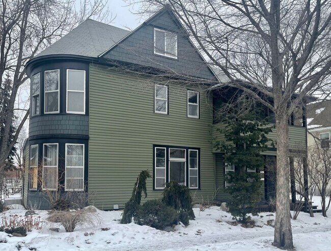 Foto del edificio - 2121 11th Ave S