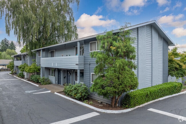 Exterior - Ivy Terrace Apartments