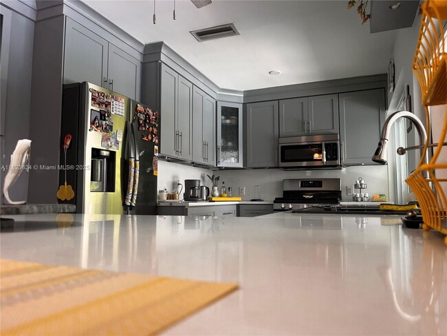 Foto del edificio - 12381 NW 29th Manor