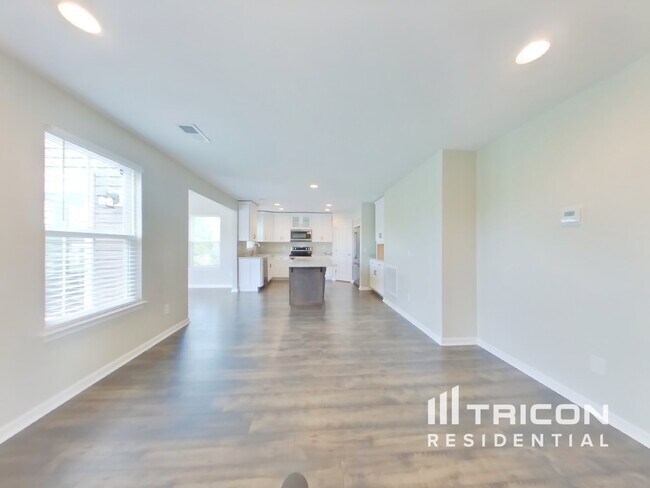 Building Photo - 2618 Bluffton Ln