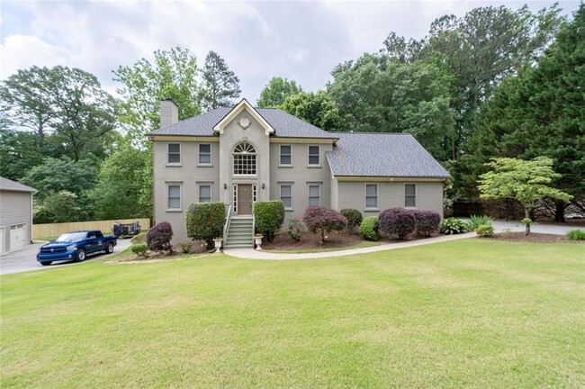 Building Photo - 3230 Mary Dr
