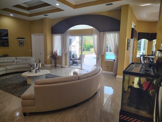 Foto del edificio - 15802 SW 15th St