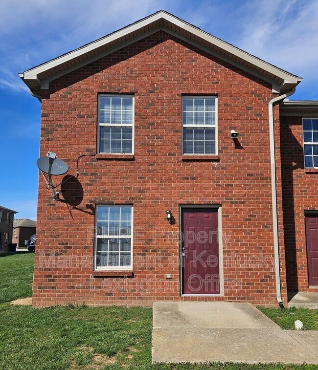 Building Photo - 1004 Whipporwill Dr