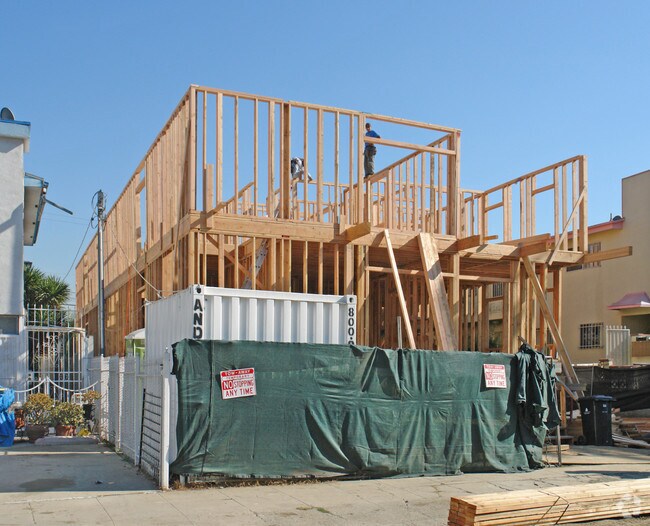 Building Photo - M.G. Apts