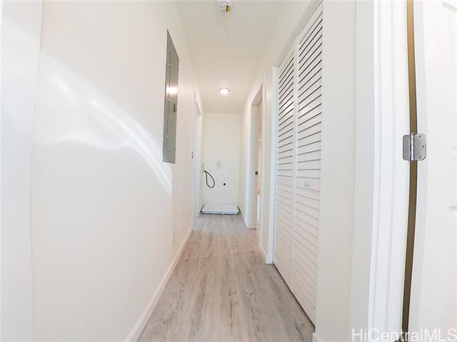 Building Photo - 92-686-686 Paakai St