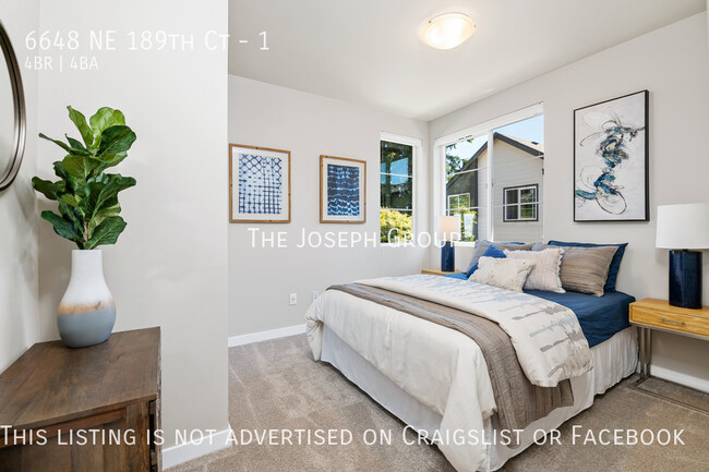 Foto del edificio - Stunning new construction, 4 bed/3.5 bath ...