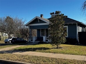 Building Photo - 1802 Seevers Ave