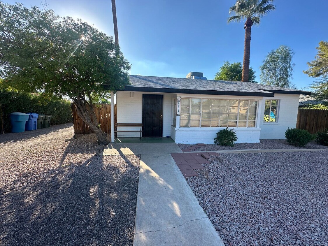 Primary Photo - Vintage Ranch Home