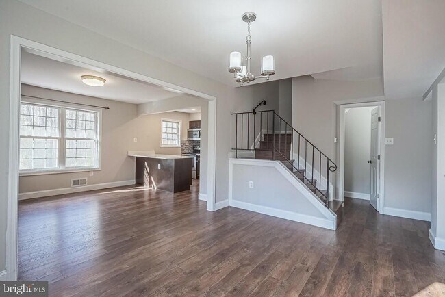 Building Photo - 6039 Liberty Bell Ct