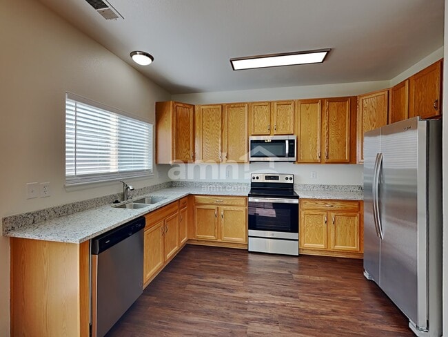 Building Photo - 19506 E Bellisario Creek Dr