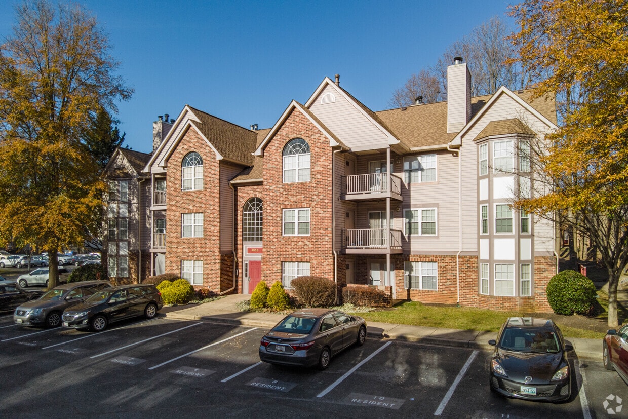 Lakepointe at Town Center Condominiums Apartments in Upper Marlboro