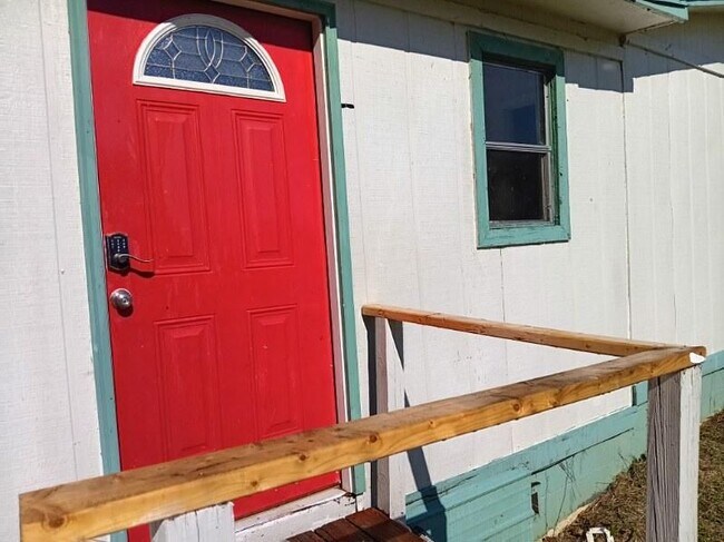 Foto del edificio - 960 County Rd 662