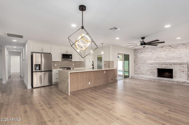 Foto del edificio - 10836 N 108th Pl