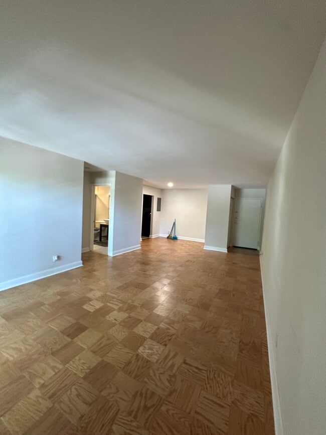 Building Photo - 10850 Green Mountain Cir