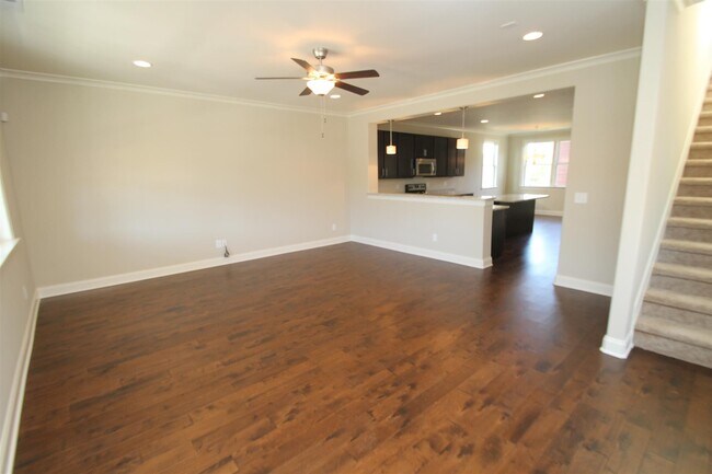 Building Photo - 2352 Somerset Valley Dr
