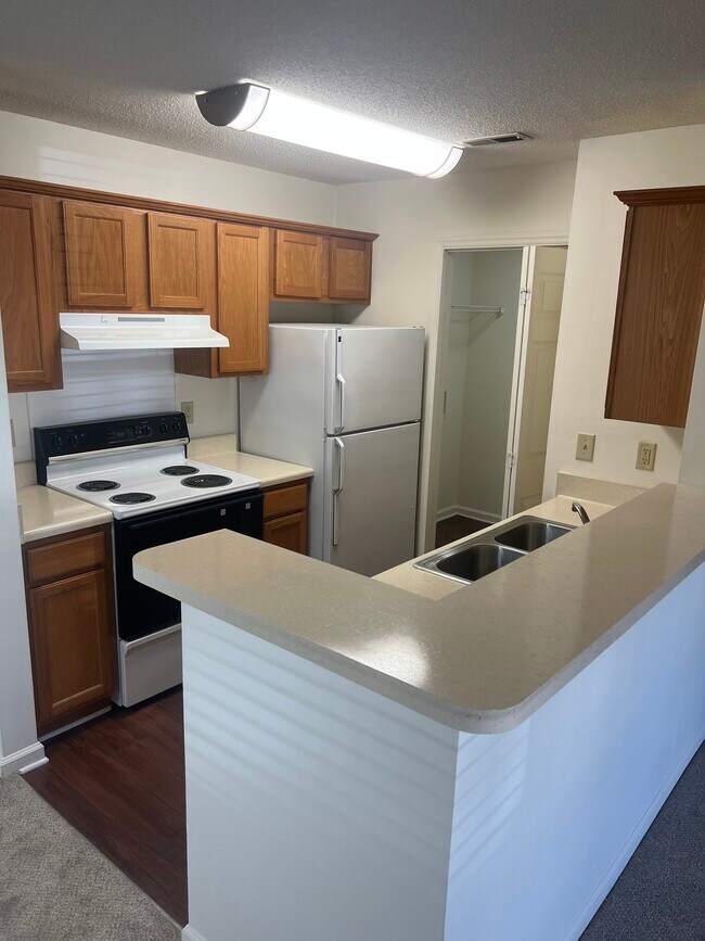 Mills Creek Apartments Apartments 3016 Seth Ct Gastonia, NC