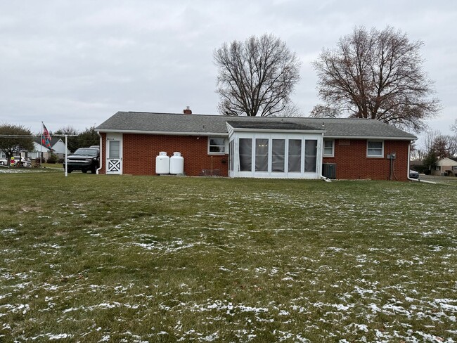 Building Photo - Myerstown 3 bedroom 2 bath rancher COMING ...