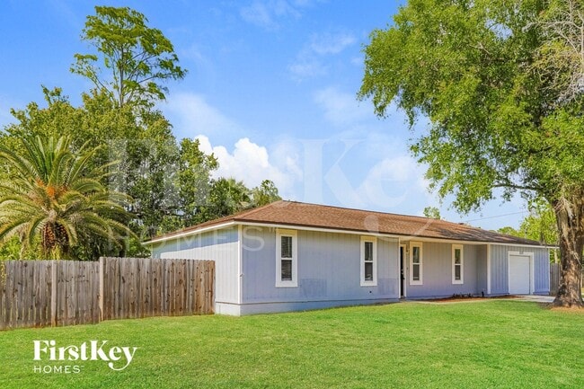 Building Photo - 5323 Thoroughbred Blvd