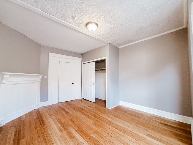 Building Photo - 58 Voorhees St