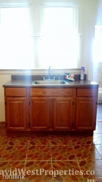 Foto del edificio - 2 br, 1 bath  - 40 John St