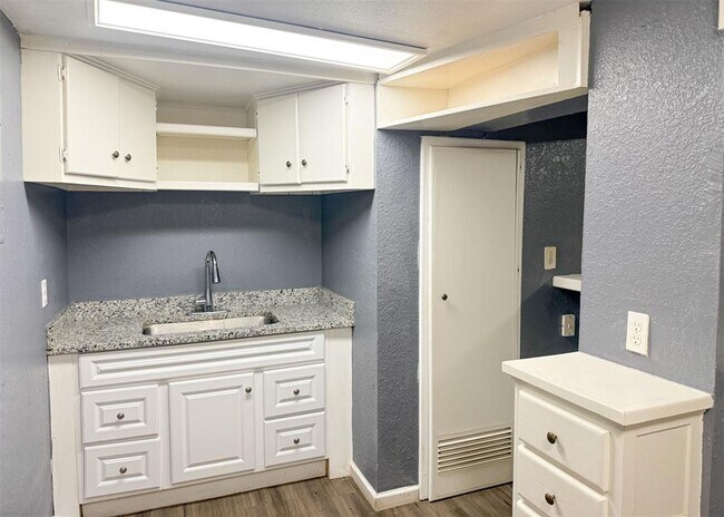 Foto del edificio - 519 SW 35th St