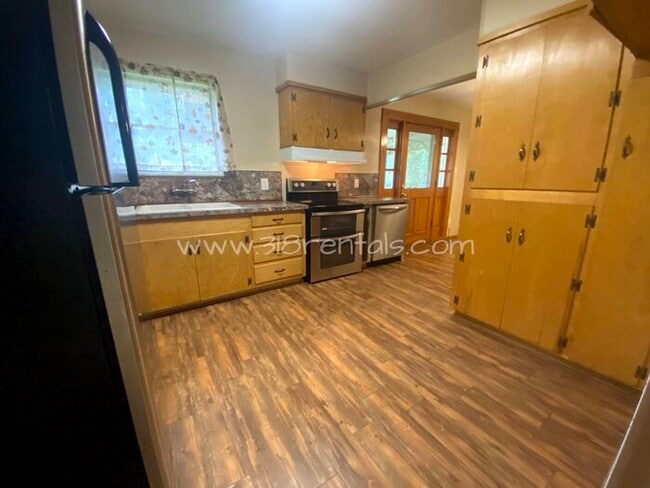 Building Photo - 2925 Hoyte Dr