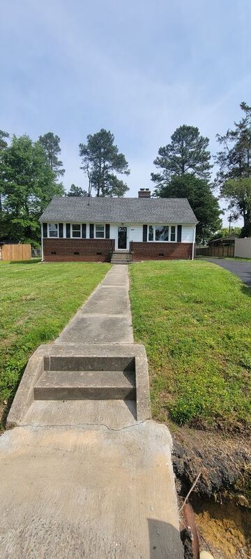 Building Photo - 8608 Weldon Dr