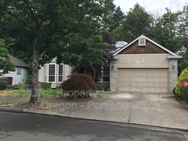 Foto principal - 18031 Chickaree Dr