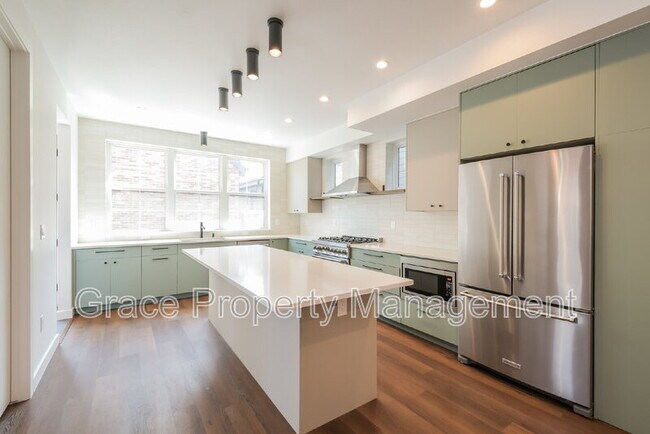 Foto del edificio - 1308 S Grant St