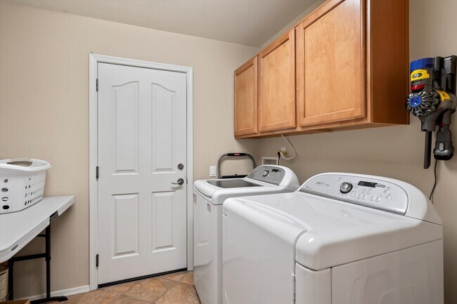 Building Photo - 5428 W Winding Desert Dr