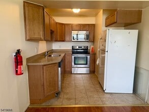 Building Photo - 680 NJ-15