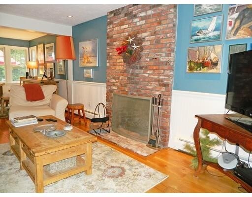 Foto del edificio - 4 Turner Rd