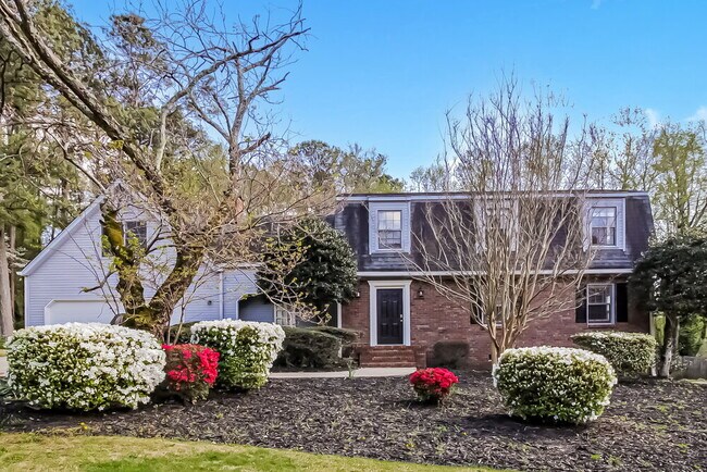 Foto del edificio - 1401 Rhododendron Dr NW