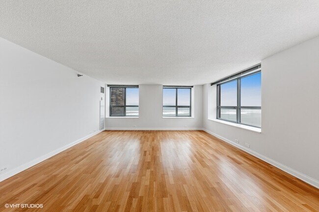 Building Photo - 474 N Lake Shore Dr