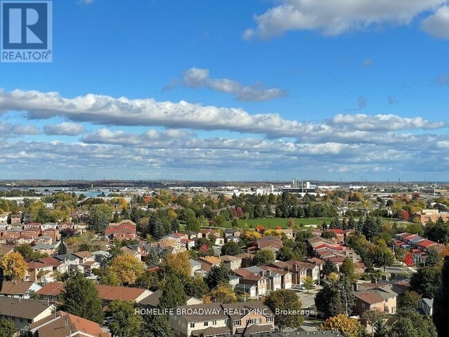 Building Photo - 350 Alton Towers Cir