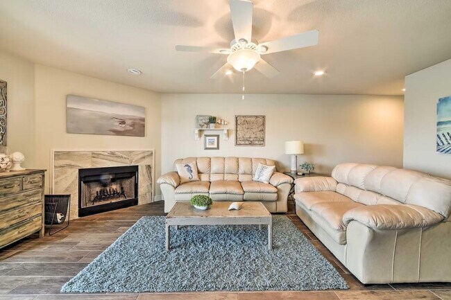 Foto del edificio - 15425 Fortuna Bay Dr