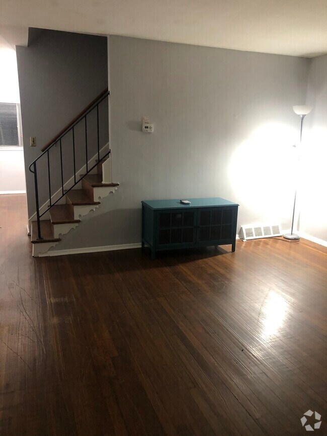 Apartments for Rent in 21216