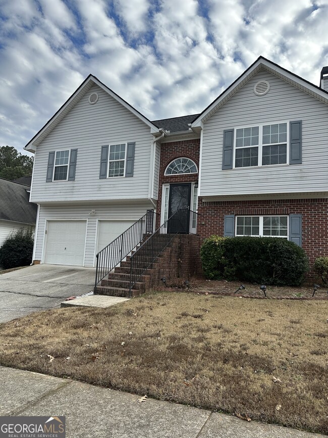 Foto del edificio - 1943 Oakbluff Way SW