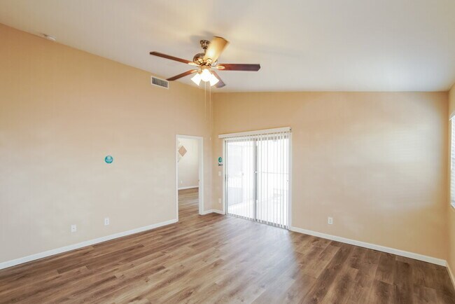 Building Photo - 25670 W St Kateri Ct
