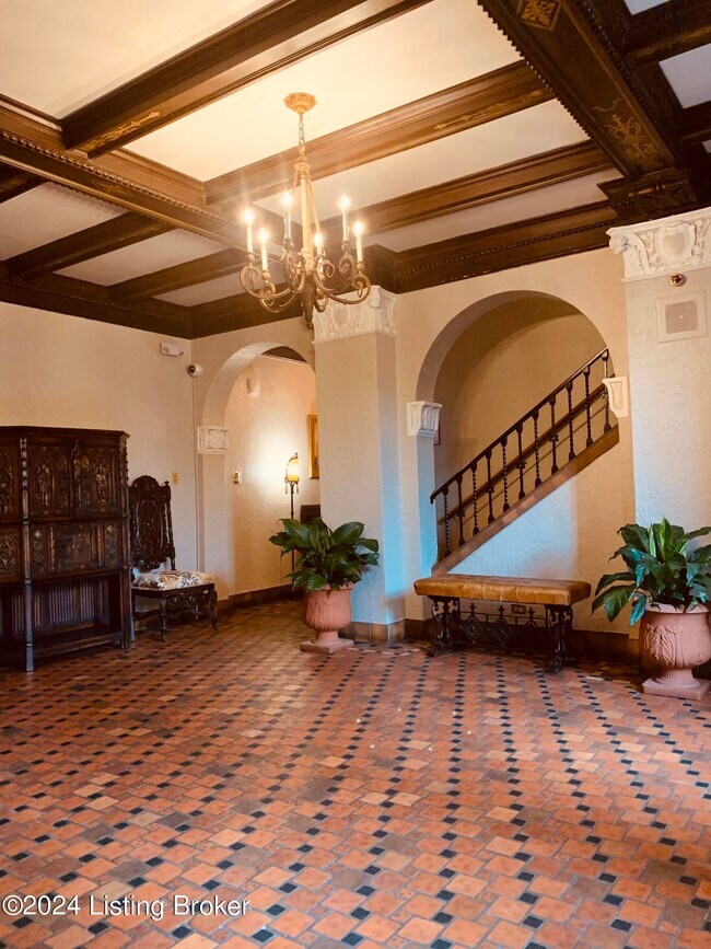 Foto del edificio - 2140 Bonnycastle Ave