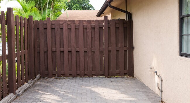 Building Photo - 22384 Palomita Dr