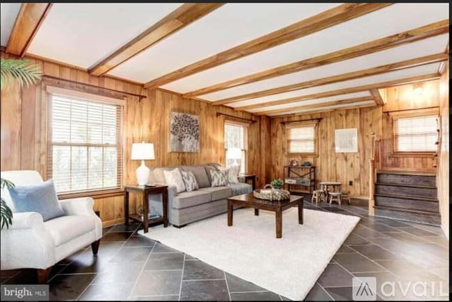 Building Photo - 7110 Ayers Meadow Ln