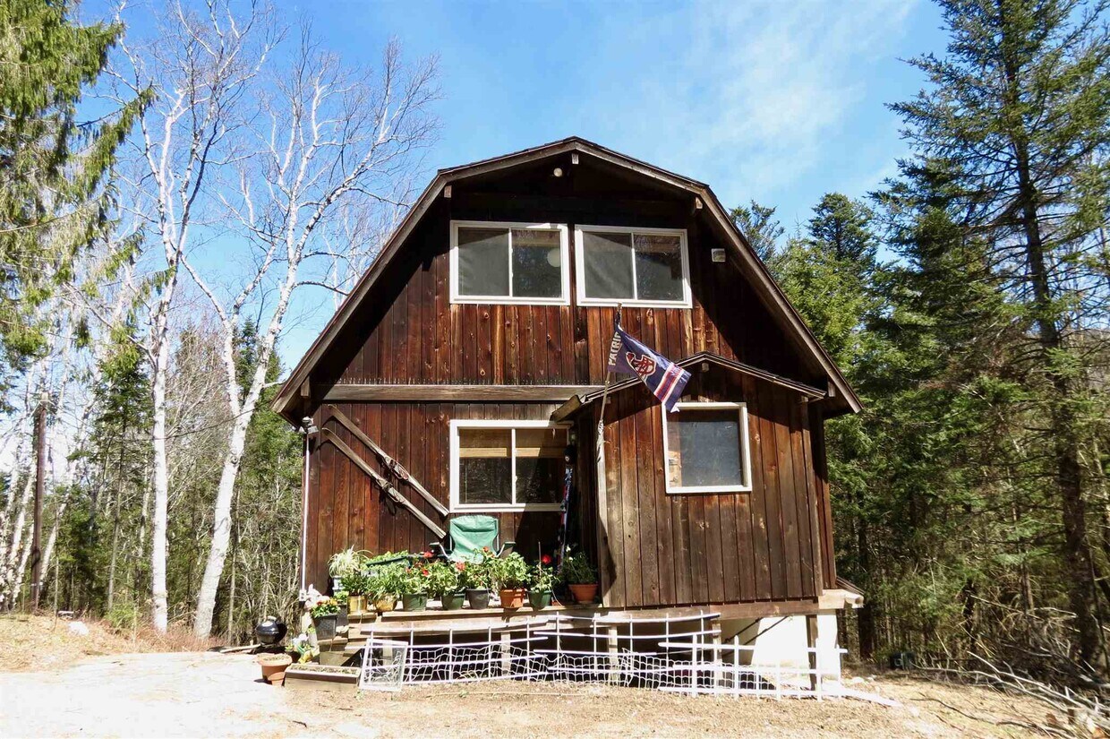 63 Andover Rd, Ludlow, VT 05149 House Rental in Ludlow, VT